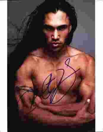 Martin Sensmeier authentic signed 8x10 picture
