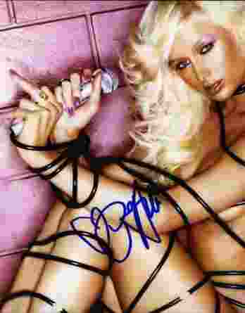 Paris Hilton authentic signed 8x10 picture