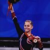 Shawn Johnson authentic signed 8x10 picture
