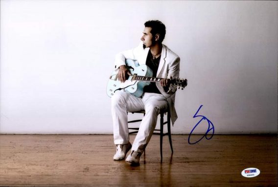 Serj Tankian authentic signed 10x15 picture