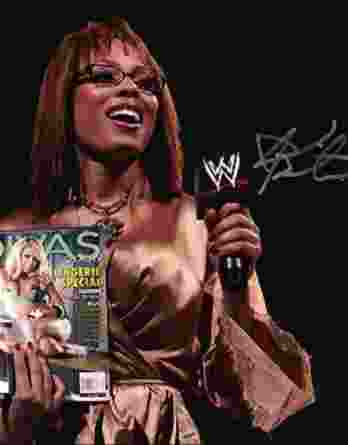 Kristal Marshall authentic signed WWE wrestling 8x10 photo W/Cert Autographed 04 signed 8x10 photo
