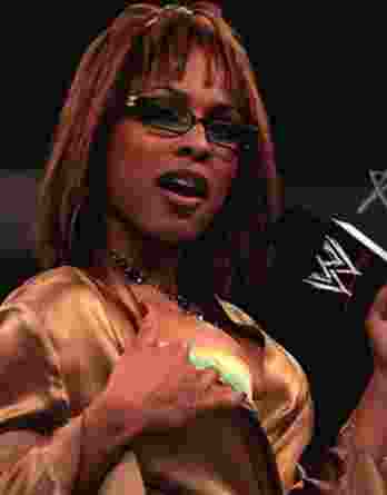 Kristal Marshall authentic signed WWE wrestling 8x10 photo W/Cert Autographed 09 signed 8x10 photo