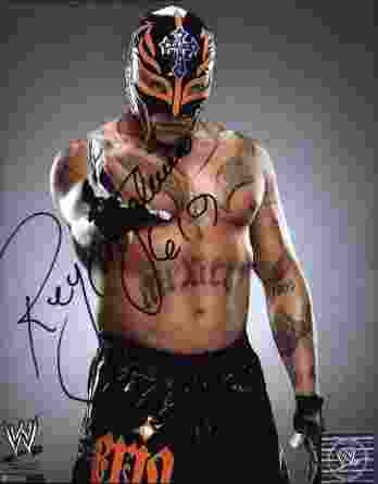 Rey Mysterio authentic signed WWE wrestling 8x10 photo W/Cert Autographed 08 signed 8x10 photo
