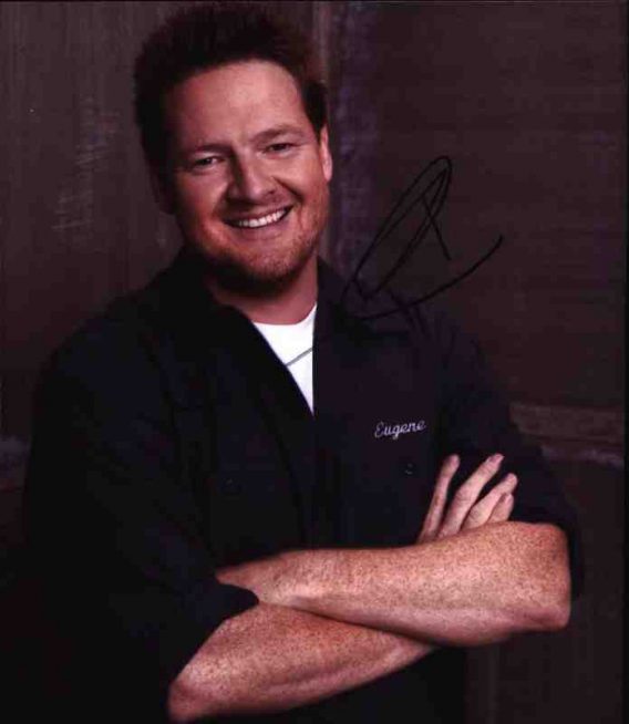 Donal Logue signed 8x10 poster