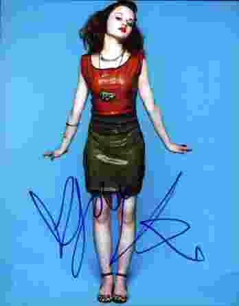 Joey King signed 8x10 poster