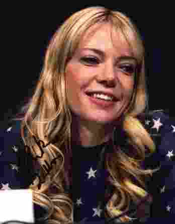Riki Lindhome signed 8x10 poster
