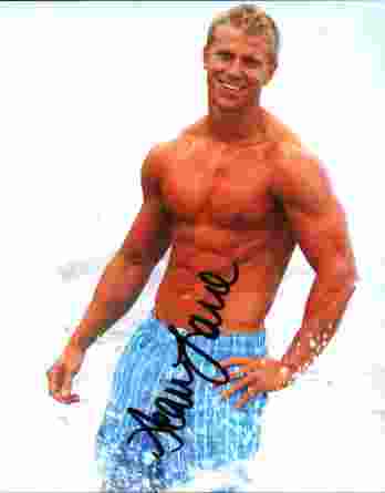 Sean Lowe signed 8x10 poster