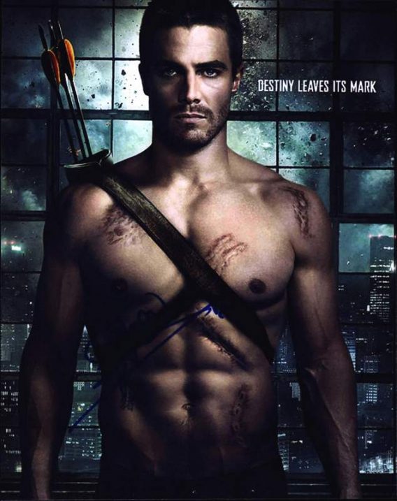 Stephen Amell signed 8x10 poster