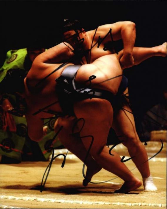 Sumo wrestler Asasekiryu Taro signed 8x10 photo
