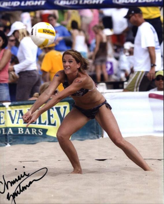 Volleyball player Chrissie Zartman signed 8x10 photo