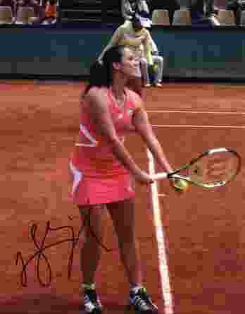 Tennis player Jarmila Wolfe signed 8x10 photo