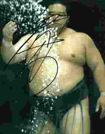 Sumo wrestler Kaio Hiroyuki signed 8x10 photo