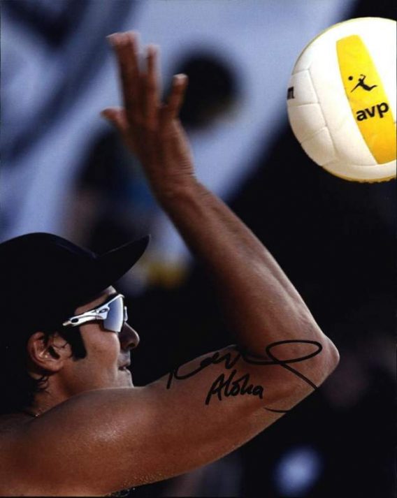 Volleyball player Kevin Wong signed 8x10 photo