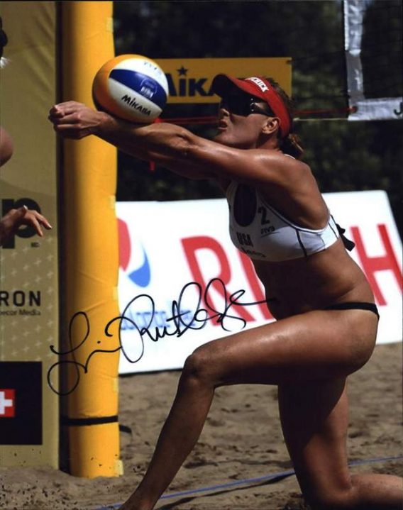 Volleyball player Lisa Rutledge signed 8x10 photo