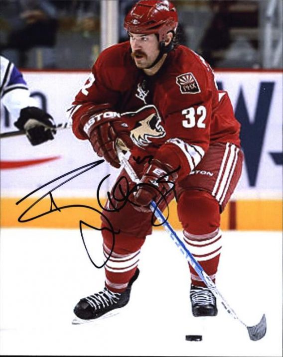 NHL Ryan Hollweg signed 8x10 photo