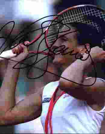 Tennis player Virginie Razzano signed 8x10 photo