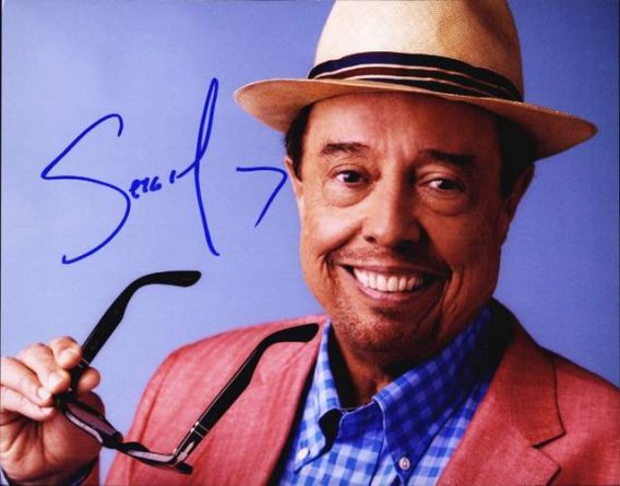 Sergio Mendes signed 8x10 poster